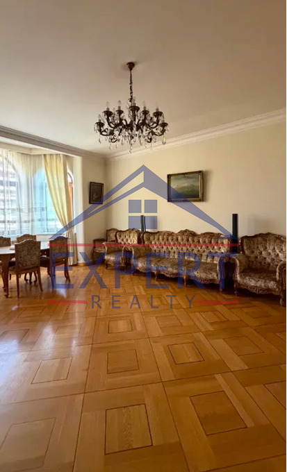 ԿԵՆՏՐՈՆ, ՏԻԳՐԱՆ ՄԵԾ ՊՈՂՈՏԱ, 5 ՍԵՆՅԱԿ