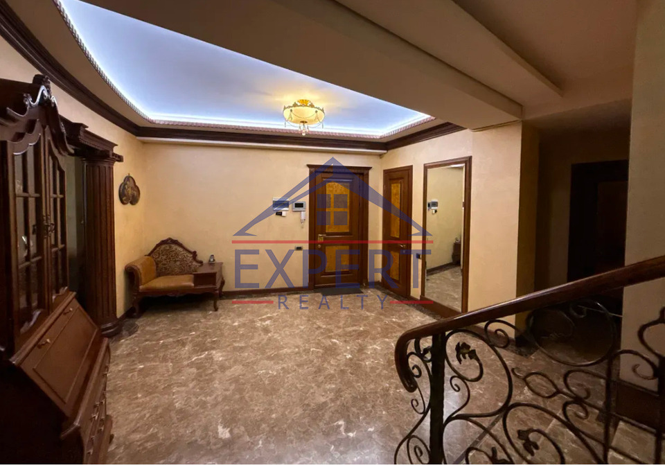 ԱՋԱՓՆՅԱԿ, ԼԵՆԻՆԳՐԱԴՅԱՆ ՓՈՂՈՑ, 3 ՍԵՆՅԱԿ