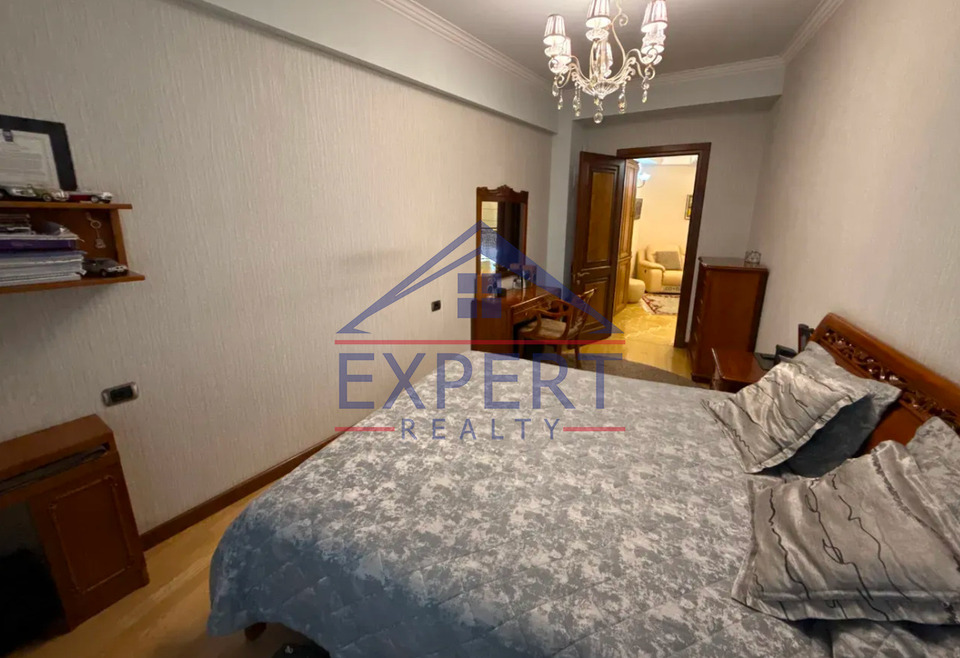 ԱՋԱՓՆՅԱԿ, ԼԵՆԻՆԳՐԱԴՅԱՆ ՓՈՂՈՑ, 3 ՍԵՆՅԱԿ