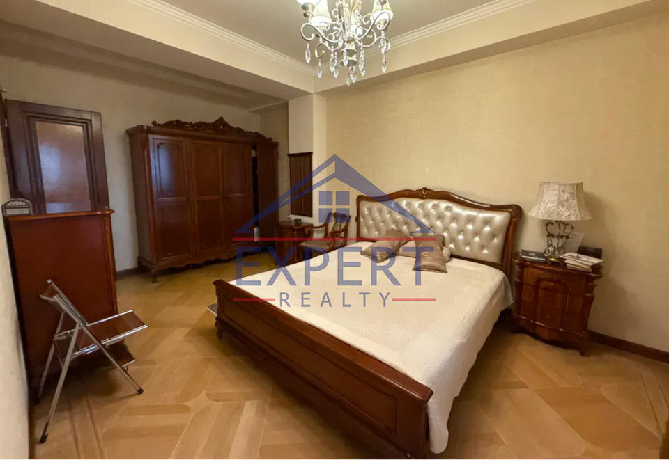 ԱՋԱՓՆՅԱԿ, ԼԵՆԻՆԳՐԱԴՅԱՆ ՓՈՂՈՑ, 3 ՍԵՆՅԱԿ