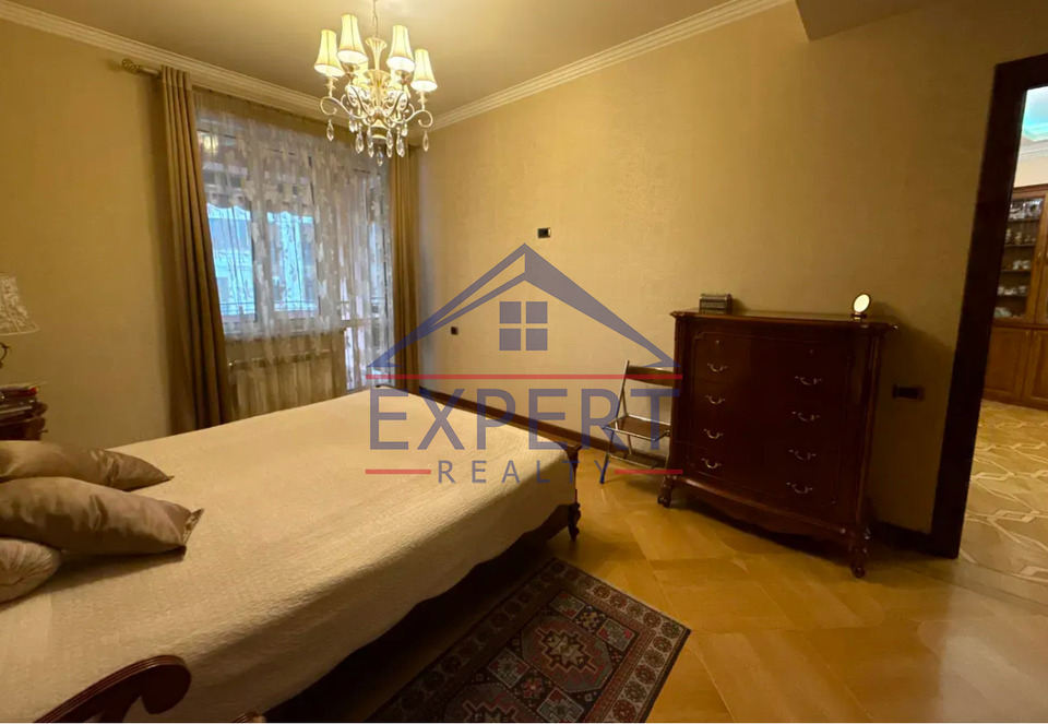 ԱՋԱՓՆՅԱԿ, ԼԵՆԻՆԳՐԱԴՅԱՆ ՓՈՂՈՑ, 3 ՍԵՆՅԱԿ