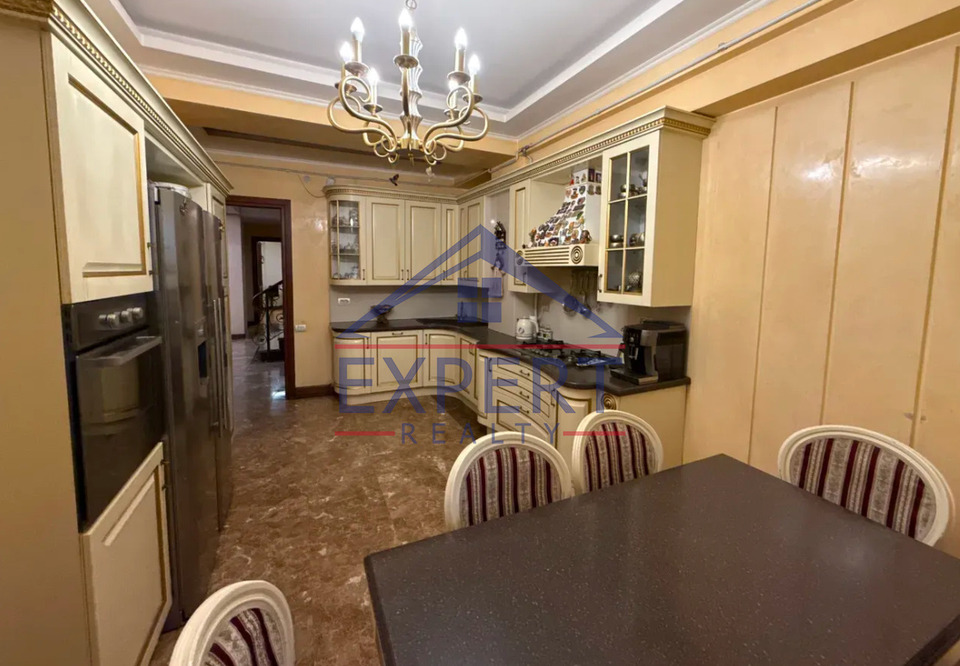 ԱՋԱՓՆՅԱԿ, ԼԵՆԻՆԳՐԱԴՅԱՆ ՓՈՂՈՑ, 3 ՍԵՆՅԱԿ