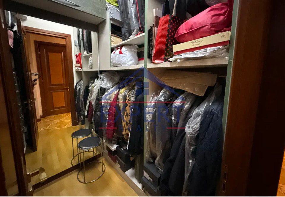 ԱՋԱՓՆՅԱԿ, ԼԵՆԻՆԳՐԱԴՅԱՆ ՓՈՂՈՑ, 3 ՍԵՆՅԱԿ