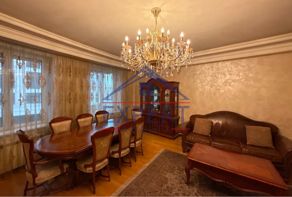 ԱՋԱՓՆՅԱԿ, ԼԵՆԻՆԳՐԱԴՅԱՆ ՓՈՂՈՑ, 3 ՍԵՆՅԱԿ