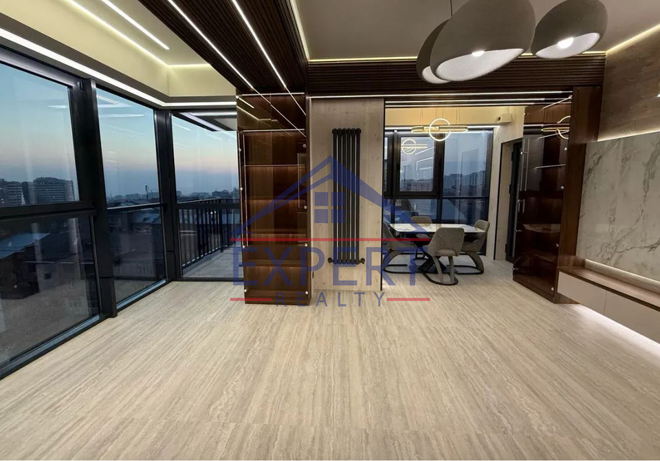 ԱՐԱԲԿԻՐ, ԿՈՄԻՏԱՍԻ ՊՈՂՈՏԱ, 3 ՍԵՆՅԱԿ