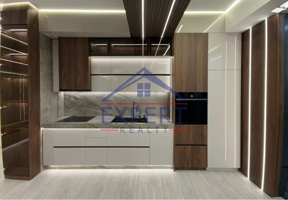 ԱՐԱԲԿԻՐ, ԿՈՄԻՏԱՍԻ ՊՈՂՈՏԱ, 3 ՍԵՆՅԱԿ