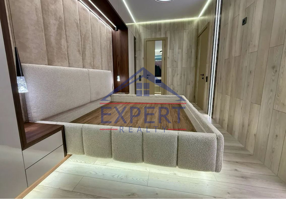 ԱՐԱԲԿԻՐ, ԿՈՄԻՏԱՍԻ ՊՈՂՈՏԱ, 3 ՍԵՆՅԱԿ