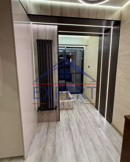 ԱՐԱԲԿԻՐ, ԿՈՄԻՏԱՍԻ ՊՈՂՈՏԱ, 3 ՍԵՆՅԱԿ