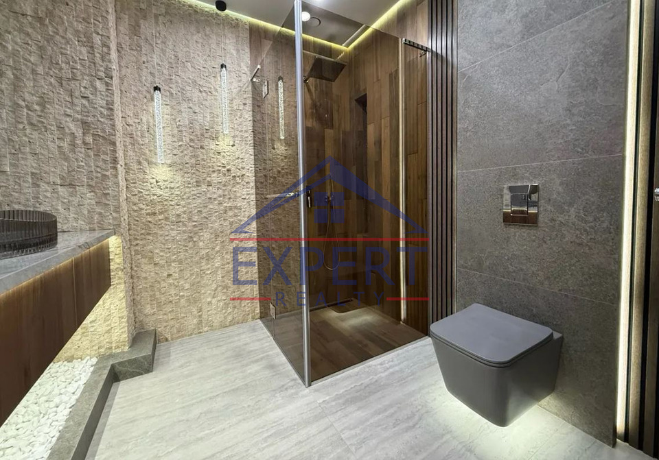 ԱՐԱԲԿԻՐ, ԿՈՄԻՏԱՍԻ ՊՈՂՈՏԱ, 3 ՍԵՆՅԱԿ