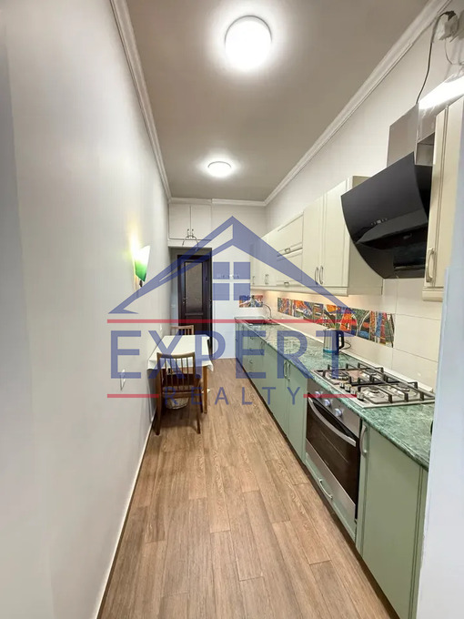 ԿԵՆՏՐՈՆ, ԽԱՆՋՅԱՆ ՓՈՂՈՑ, 3 ՍԵՆՅԱԿ