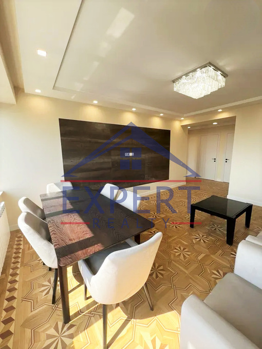 ԱՐԱԲԿԻՐ, ԱՐԱՄ ԽԱՉԱՏՐՅԱՆ ՓՈՂՈՑ, 4 ՍԵՆՅԱԿ