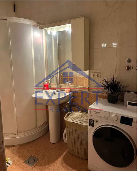 ԿԵՆՏՐՈՆ, ՎԱՐԴԱՆԱՆՑ ՓՈՂՈՑ  4 ՍԵՆՅԱԿ