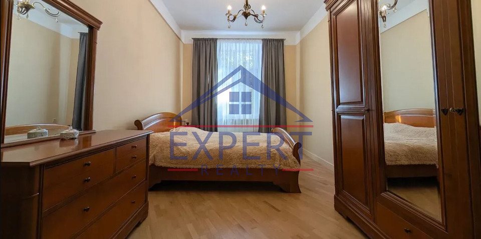 ԿԵՆՏՐՈՆ, ԱՄԻՐՅԱՆ ՓՈՂՈՑ  2 ՍԵՆՅԱԿ