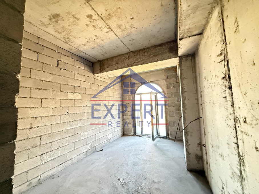 ԱՋԱՓՆՅԱԿ, ԼԵՆԻՆԳՐԱԴՅԱՆ ՓՈՂՈՑ, 4 ՍԵՆՅԱԿ