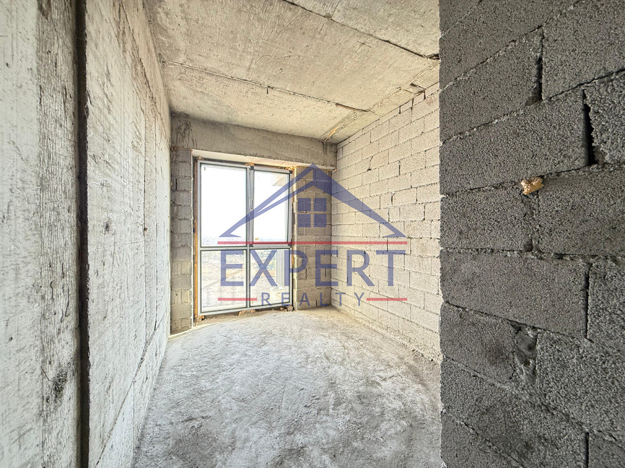 ԱՋԱՓՆՅԱԿ, ԼԵՆԻՆԳՐԱԴՅԱՆ ՓՈՂՈՑ, 4 ՍԵՆՅԱԿ