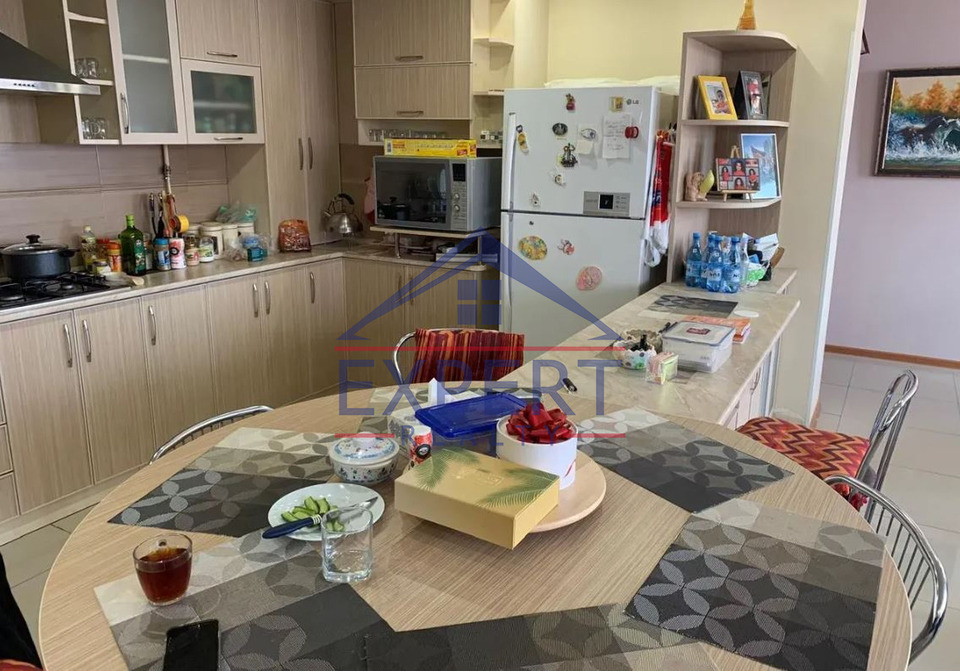 ԱՐԱԲԿԻՐ, ԿՈՄԻՏԱՍԻ ՊՈՂՈՏԱ, 4 ՍԵՆՅԱԿ