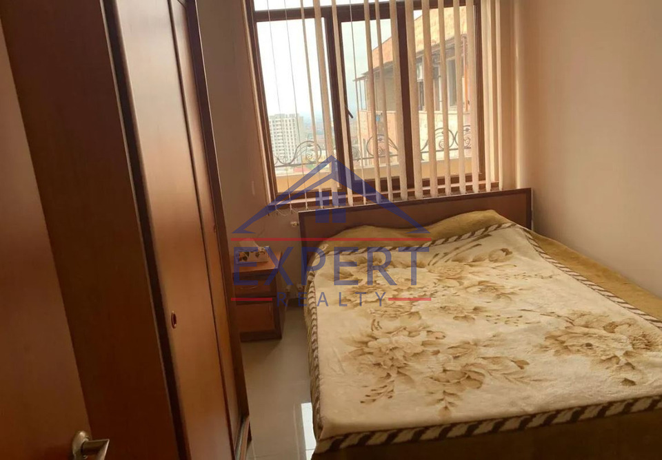 ԱՐԱԲԿԻՐ, ԿՈՄԻՏԱՍԻ ՊՈՂՈՏԱ, 4 ՍԵՆՅԱԿ