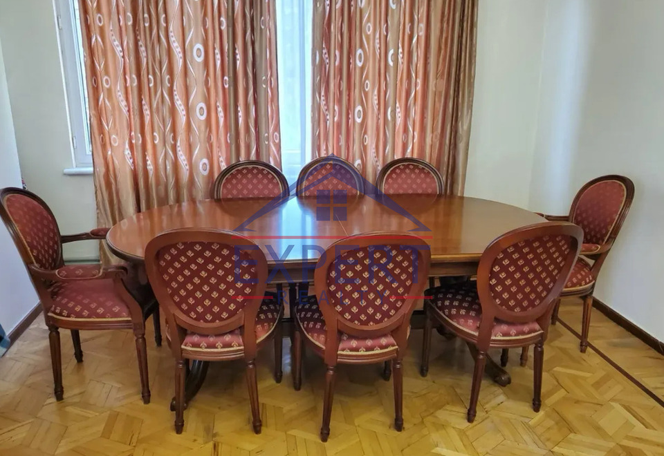 ԱՐԱԲԿԻՐ, ՍՈՍԵԻ ՓՈՂՈՑ, 4 ՍԵՆՅԱԿ