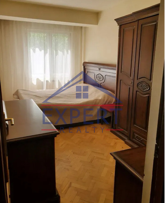 ԱՐԱԲԿԻՐ, ՍՈՍԵԻ ՓՈՂՈՑ, 4 ՍԵՆՅԱԿ