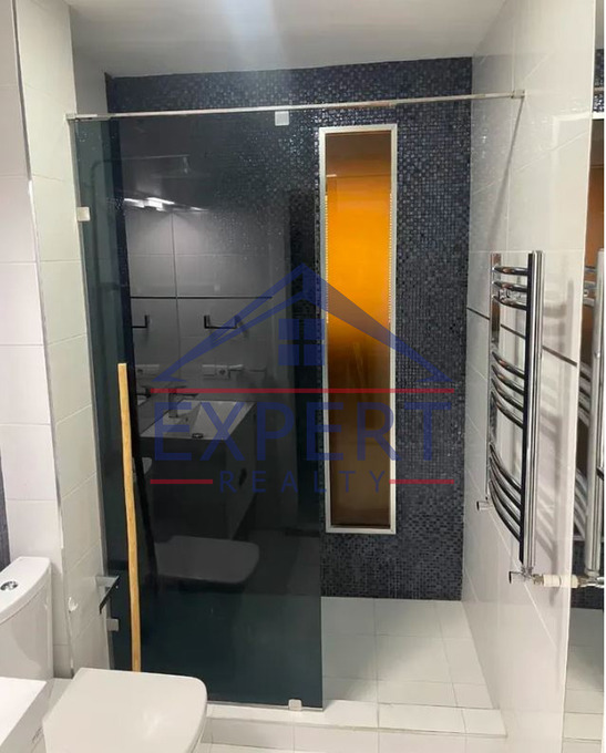 ԱՐԱԲԿԻՐ, ԿՈՄԻՏԱՍԻ ՊՈՂՈՏԱ, 3 ՍԵՆՅԱԿ