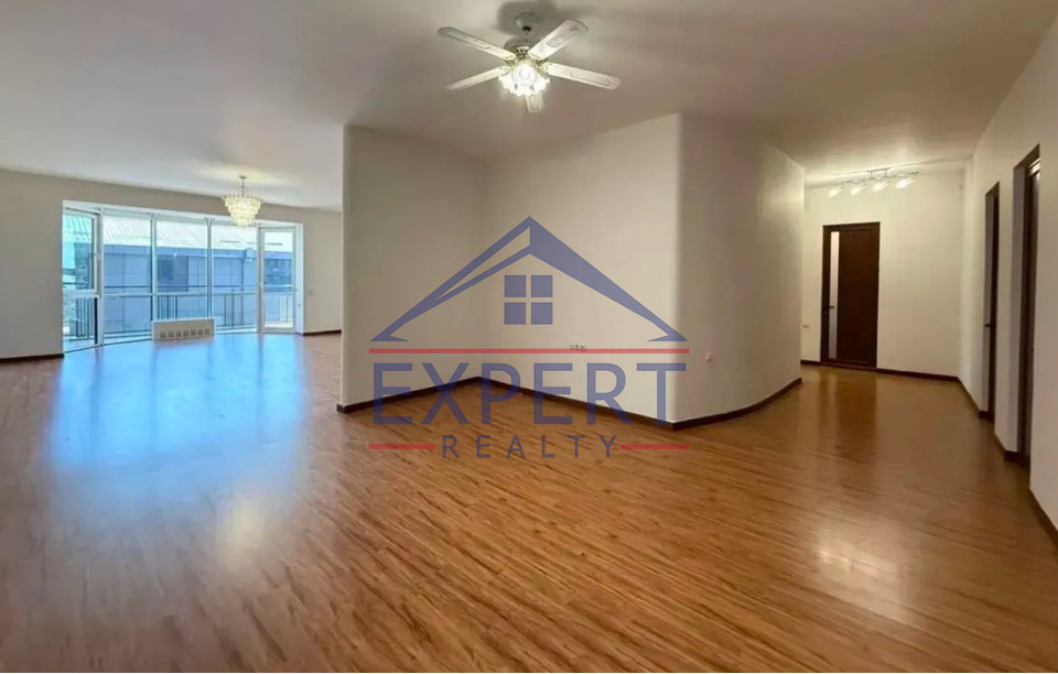 ԿԵՆՏՐՈՆ ԱՄԻՐՅԱՆ ՓՈՂՈՑ , 4 ՍԵՆՅԱԿ