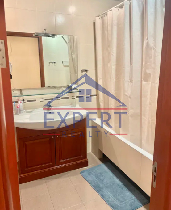 ԿԵՆՏՐՈՆ, ՄԱՇՏՈՑԻ ՊՈՂՈՏԱ, 3 ՍԵՆՅԱԿ