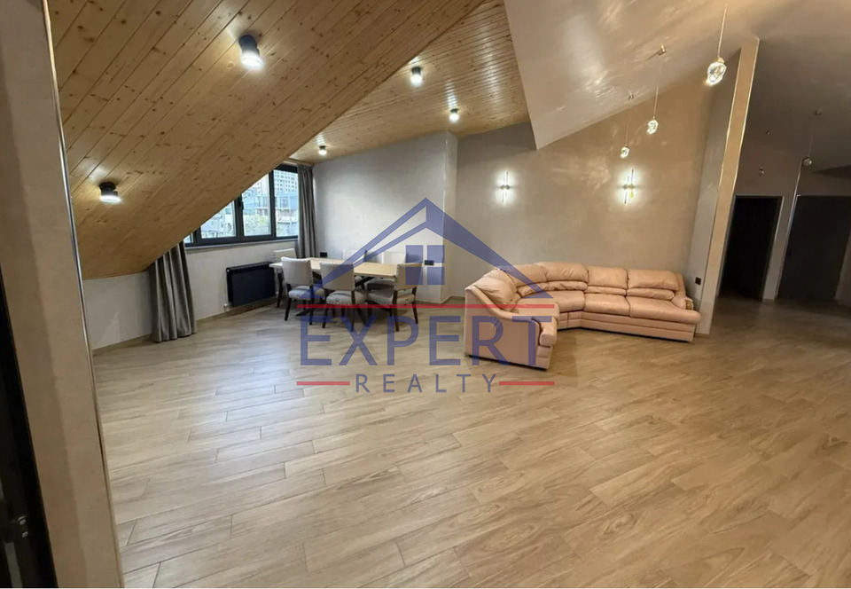 ԿԵՆՏՐՈՆ, ԿՈՂԲԱՑՈՒ ՓՈՂՈՑ, 3 ՍԵՆՅԱԿ