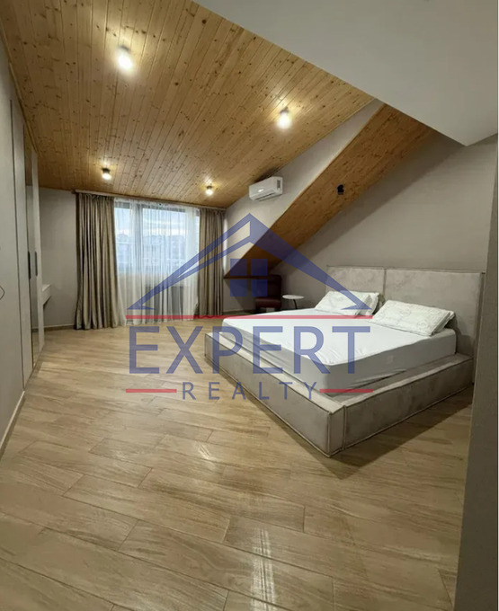 ԿԵՆՏՐՈՆ, ԿՈՂԲԱՑՈՒ ՓՈՂՈՑ, 3 ՍԵՆՅԱԿ