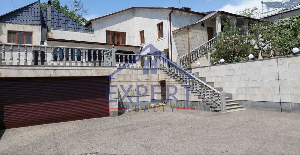 ԱՎԱՆ ,ՄԱՐՇԱԼ ԽՈՒԴՅԱԿՈՎԻ ՓՈՂՈՑ 4 ՍԵՆՅԱԿ