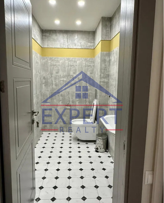 ԿԵՆՏՐՈՆ, ԽԱՆՋՅԱՆ ՓՈՂՈՑ