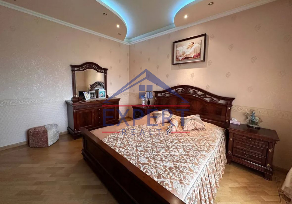 ԴԱՎԹԱՇԵՆ,ՓԻՐՈՒՄՅԱՆՆԵՐԻ ՓՈՂՈՑ 8+ ՍԵՆՅԱԿ