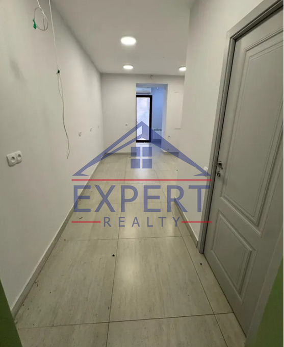 ԿԵՆՏՐՈՆ, ԲԱՅՐՈՆԻ  ՓՈՂՈՑ, 45ՔՄ