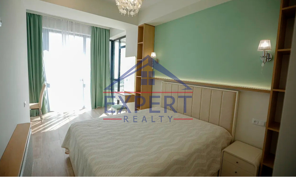 ՔԱՆԱՔԵՌ-ԶԵՅԹՈՒՆ, ՈՒԼՆԵՑՈՒ ՓՈՂՈՑ, 2 ՍԵՆՅԱԿ