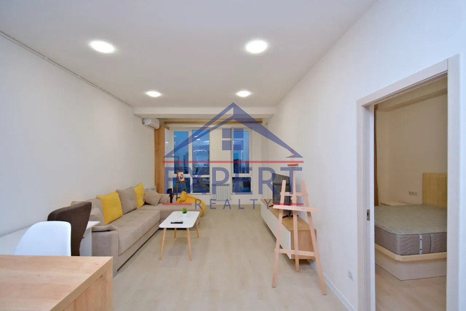 ԱՋԱՓՆՅԱԿ, ՖՈՒՉԻԿԻ ՓՈՂՈՑ, 2 ՍԵՆՅԱԿ