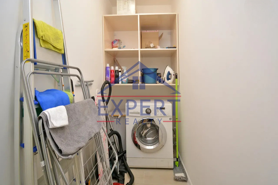 ԱՋԱՓՆՅԱԿ, ՖՈՒՉԻԿԻ ՓՈՂՈՑ, 2 ՍԵՆՅԱԿ