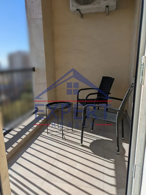 ԱՋԱՓՆՅԱԿ, ՖՈՒՉԻԿԻ ՓՈՂՈՑ, 2 ՍԵՆՅԱԿ