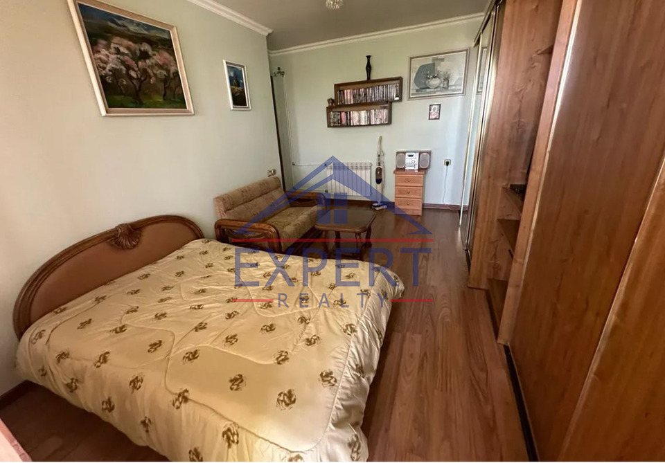 ԱՐԱԲԿԻՐ, ԱԶԱՏՈՒԹՅԱՆ ՓՈՂՈՑ  4 ՍԵՆՅԱԿ