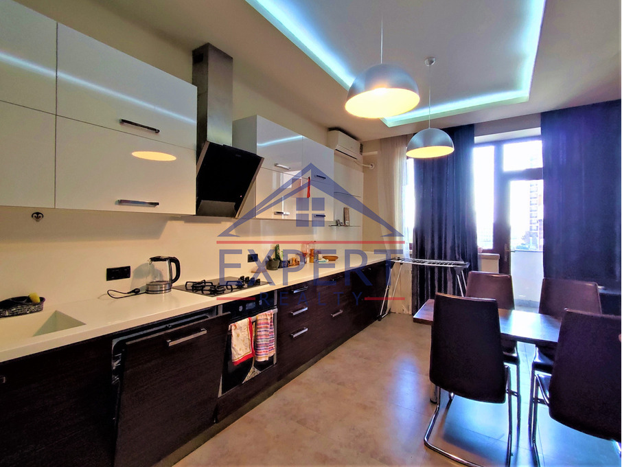 ԴԱՎԹԱՇԵՆ, ՍԱՍՆԱ ԾՌԵՐԻ ՓՈՂՈՑ, 3 ՍԵՆՅԱԿ