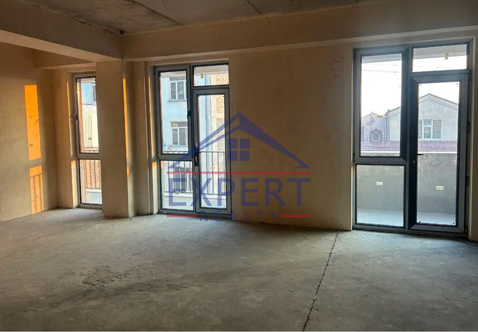 ԱՐԱԲԿԻՐ, ՆԱԻՐԻ ԶԱՐՅԱՆ , 2 ՍԵՆՅԱԿ