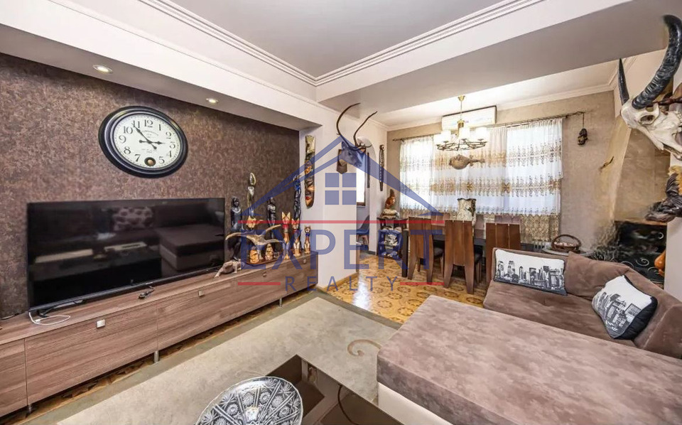 ԿԵՆՏՐՈՆ, ԽՈՐԵՆԱՑՈՒ ՓՈՂՈՑ, 3 ՍԵՆՅԱԿ