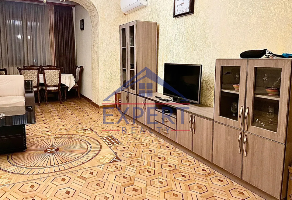 ԱՐԱԲԿԻՐ, ԿՈՄԻՏԱՍԻ ՊՈՂՈՏԱ, 4 ՍԵՆՅԱԿ