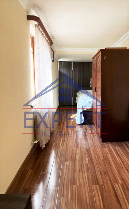 ԱՐԱԲԿԻՐ, ԿՈՄԻՏԱՍԻ ՊՈՂՈՏԱ, 4 ՍԵՆՅԱԿ