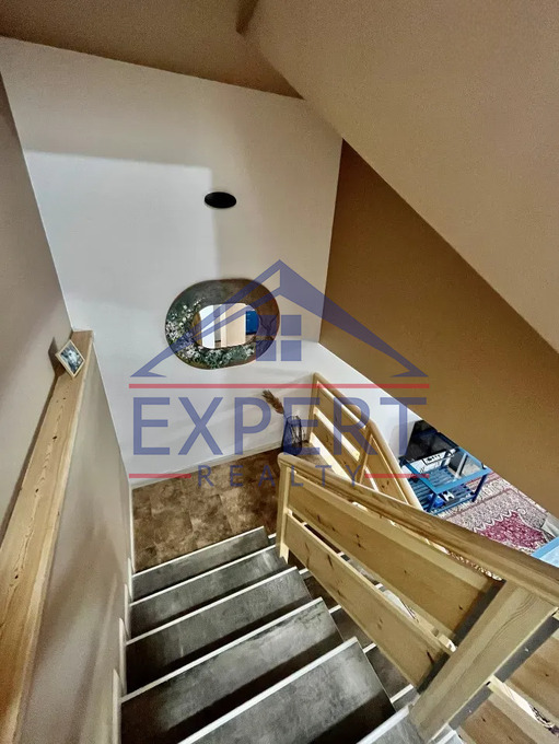 ԱՎԱՆ, ՆՎԵՐ ՍԱՖԱՐՅԱՆ ՓՈՂՈՑՈՒՄ, 5 ՍԵՆՅԱԿ