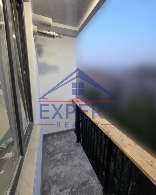 ԿԵՆՏՐՈՆ ԵԶՆԻԿ ԿՈՂԲԱՑԻ, 1 ՍԵՆՅԱԿ