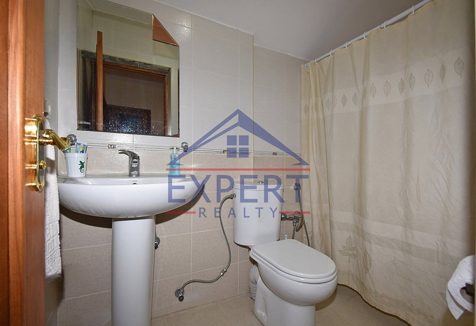 ԱՐԱԲԿԻՐ, ՎԻԿՏՈՐ ՀԱՄԲԱՐՁՈՒՄՅԱՆ, 4 ՍԵՆՅԱԿ