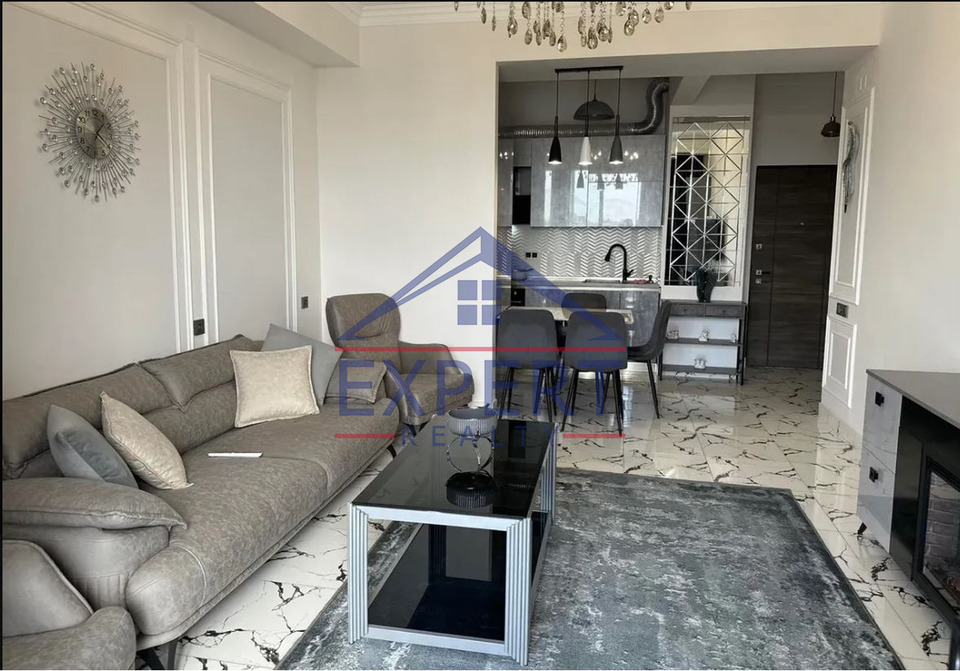 ԿԵՆՏՐՈՆ, ՌՈՍՏՈՄԻ ՓՈՂՈՑ, 3 ՍԵՆՅԱԿ