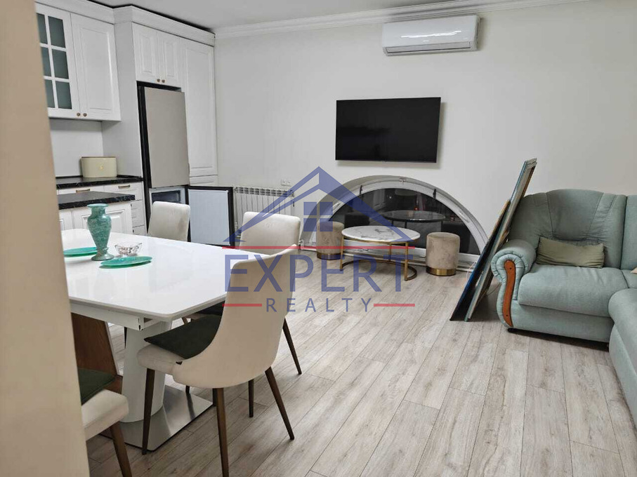 ԿԵՆՏՐՈՆ, ԽԱՆՋՅԱՆ ՓՈՂՈՑ, 3 ՍԵՆՅԱԿ