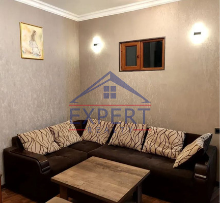 ԱՋԱՓՆԱՅԿ ՄԵԼՔՈՒՄՈՎ ՓՈՂՈՑ, 2 ՍԵՆՅԱԿ