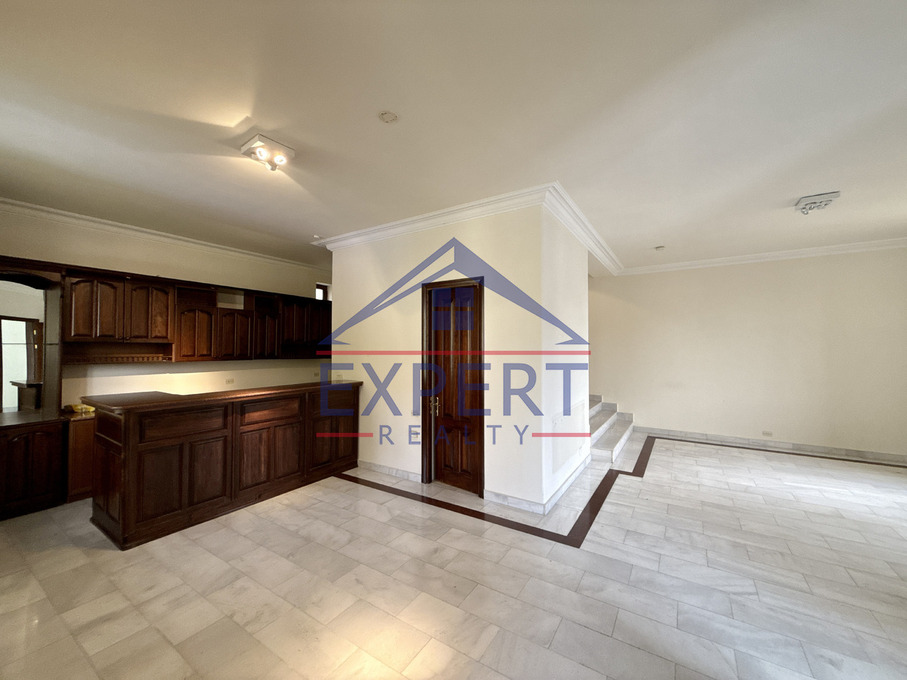 ԿԵՆՏՐՈՆ, ԱԼԵՔ ՄԱՆՈՒԿՅԱՆ, 353ՔՄ