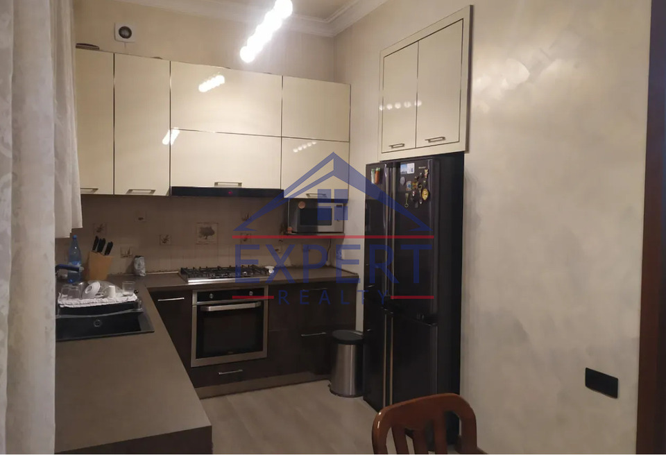 ԿԵՆՏՐՈՆ, ԻՍԱՀԱԿՅԱՆ ՓՈՂՈՑ, 3 ՍԵՆՅԱԿ